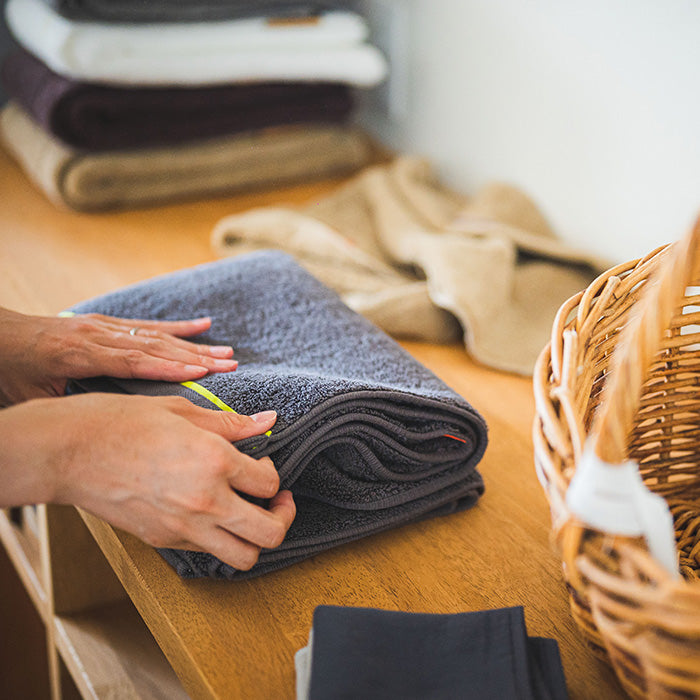 もこもこ厚手 バスタオル1枚〈グレージュ〉超吸水・アウトドア向け